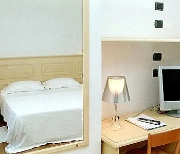 Paradiso Hotel 3*